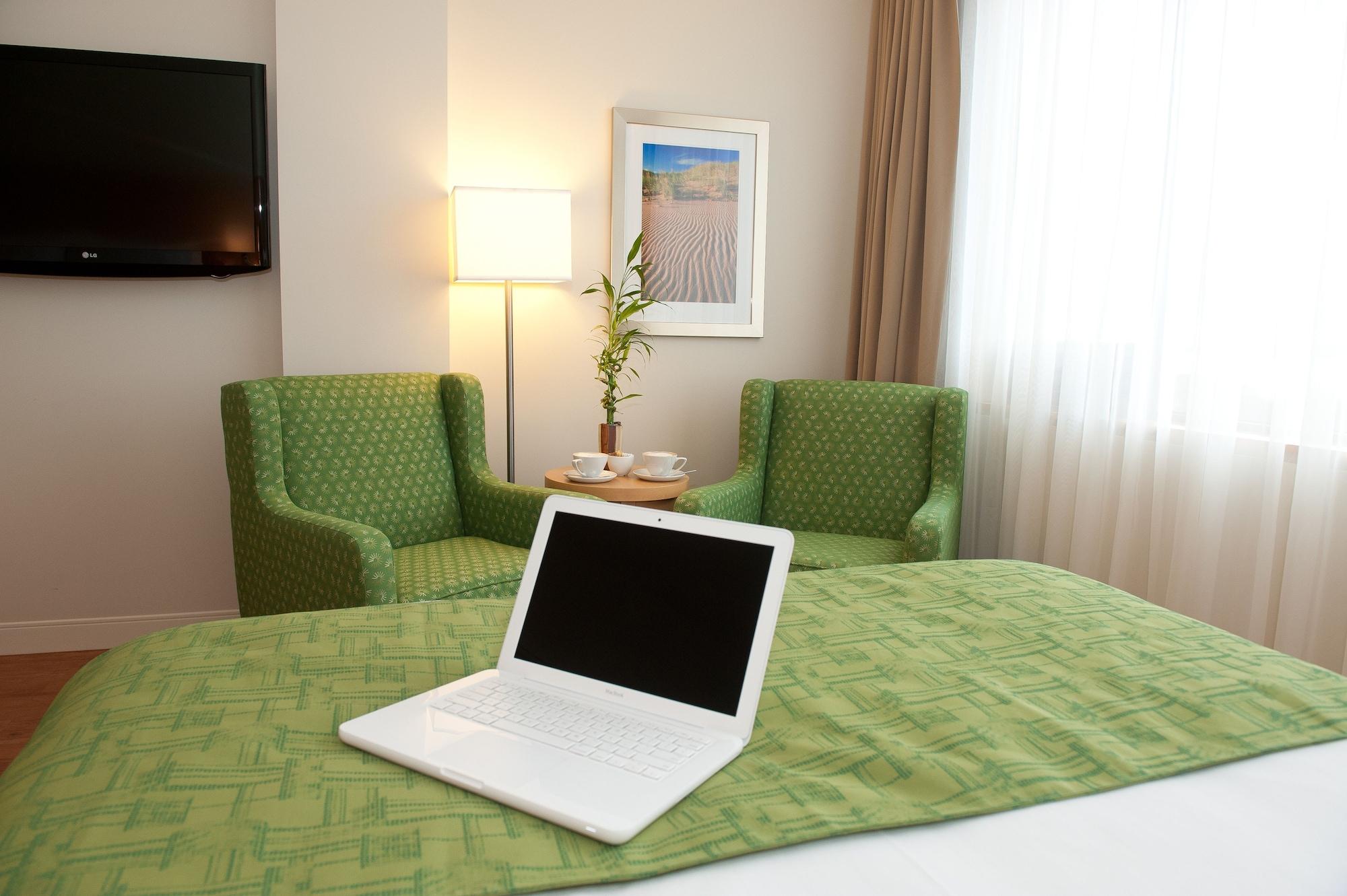 The Holman Grand Hotel ชาร์ลอตต์ทาวน์ ภายนอก รูปภาพ