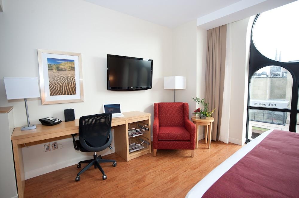 The Holman Grand Hotel ชาร์ลอตต์ทาวน์ ภายนอก รูปภาพ