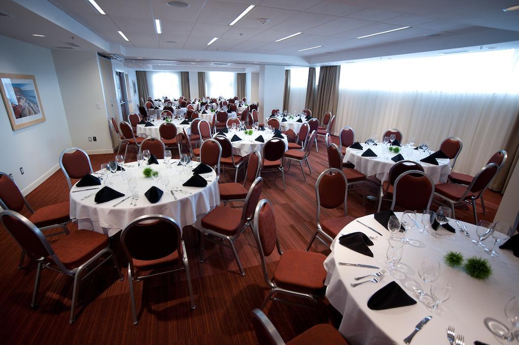 The Holman Grand Hotel ชาร์ลอตต์ทาวน์ ภายนอก รูปภาพ
